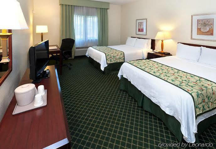 Fairfield Inn Tallahassee North/I-10 Экстерьер фото